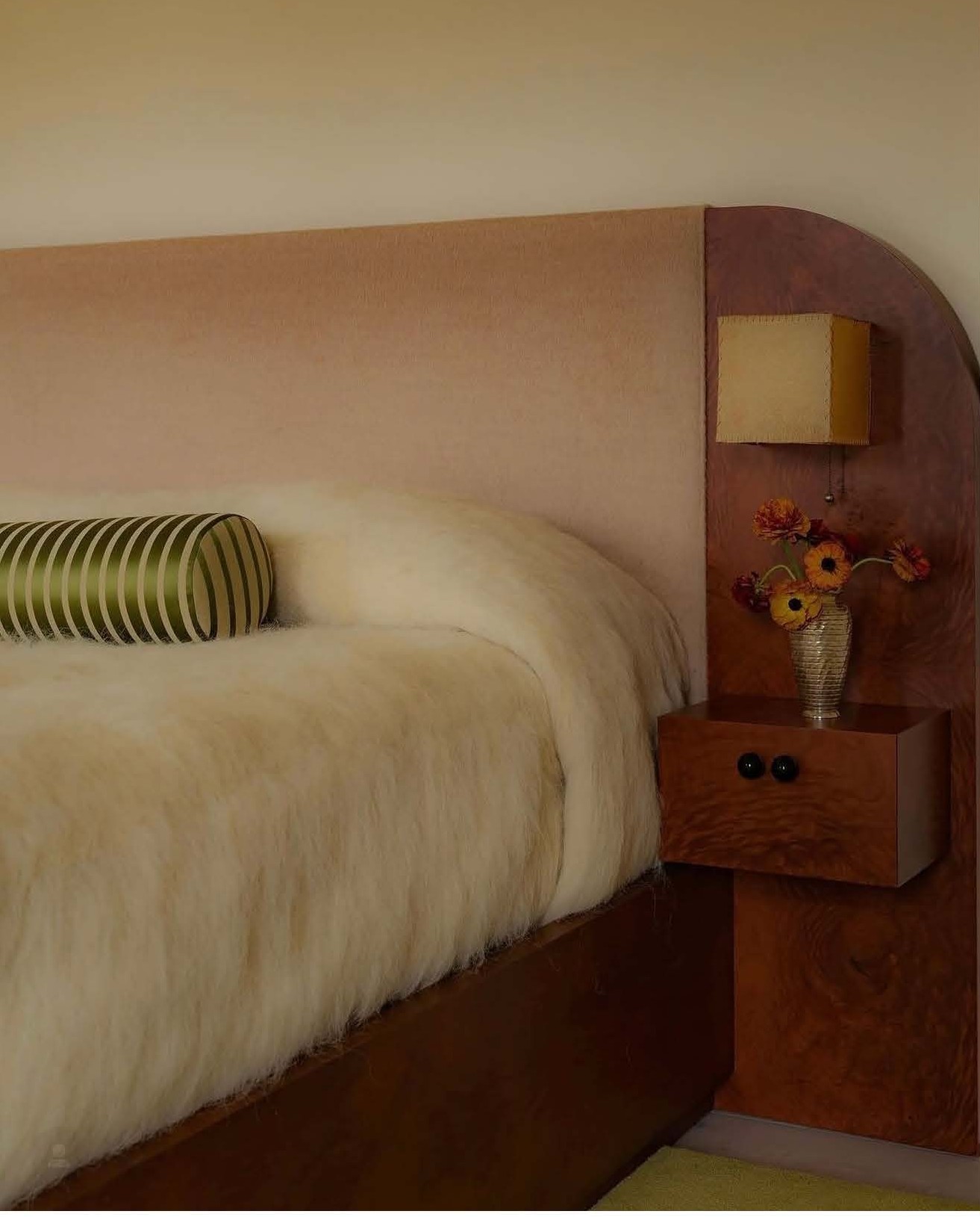 Warm earth: design by Dalucido, photo by Ori Harpaz